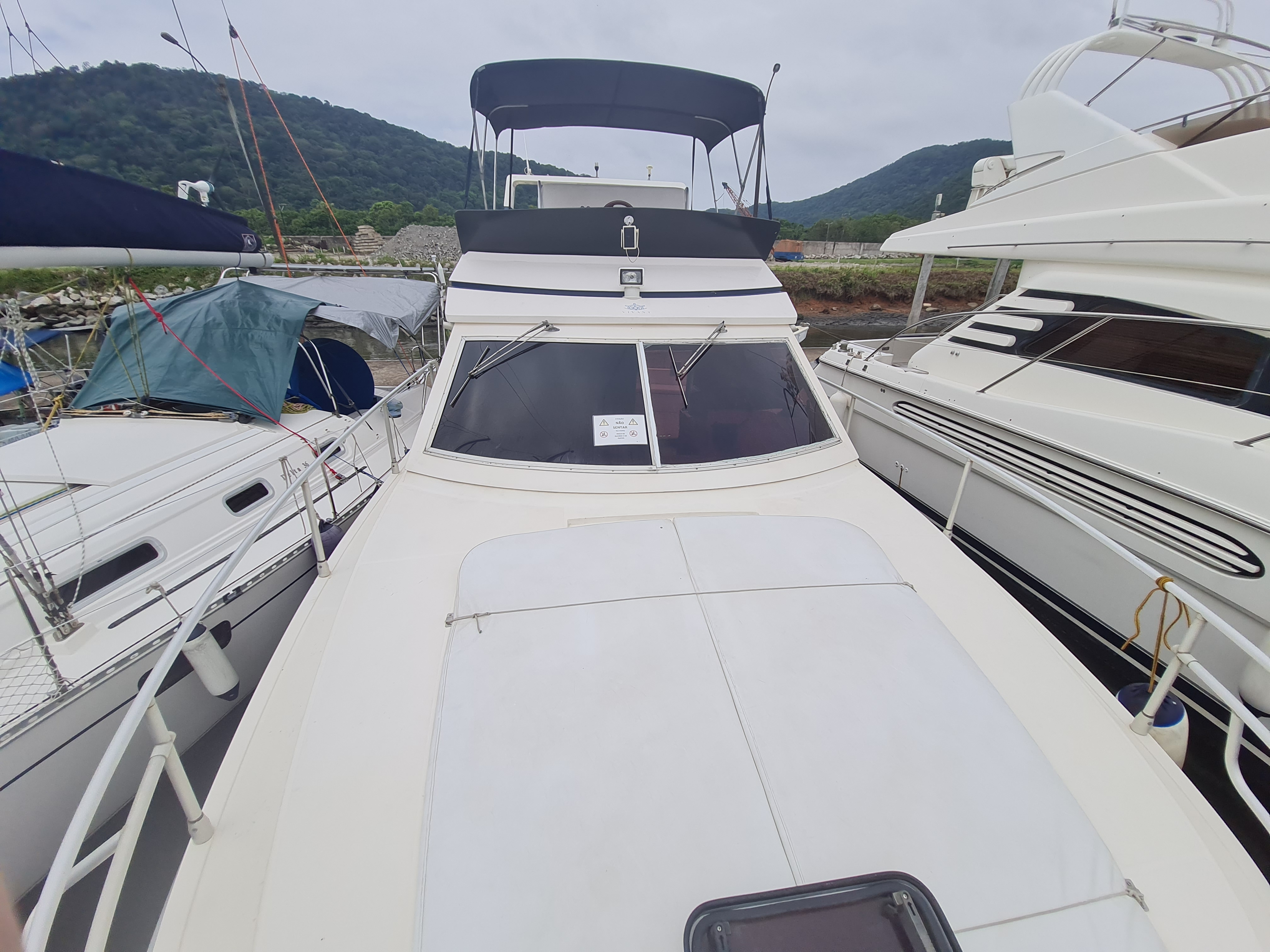Foto de 38 15p SeaBaron SB2.HD