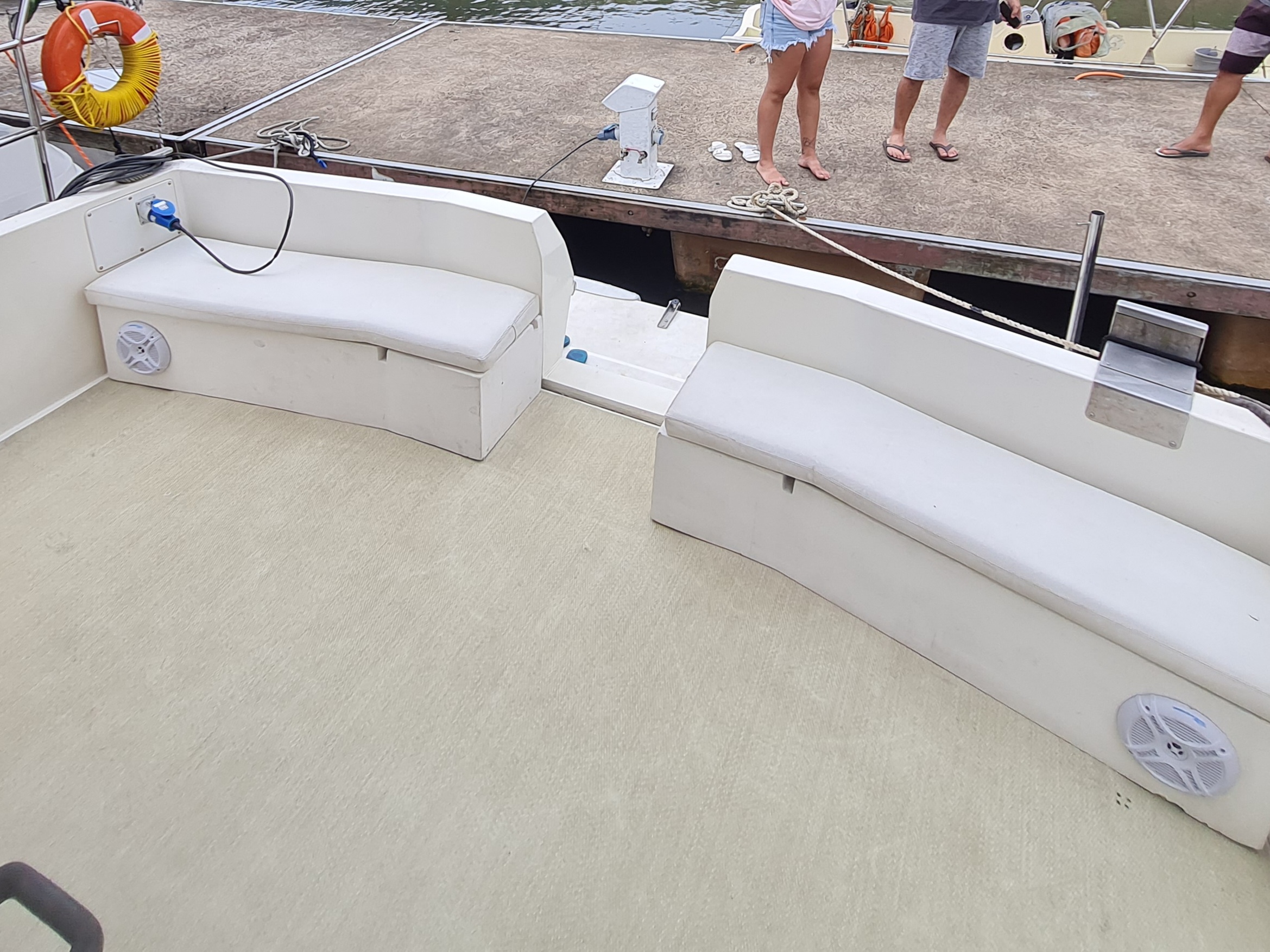 Foto de 38 15p SeaBaron SB2.HD
