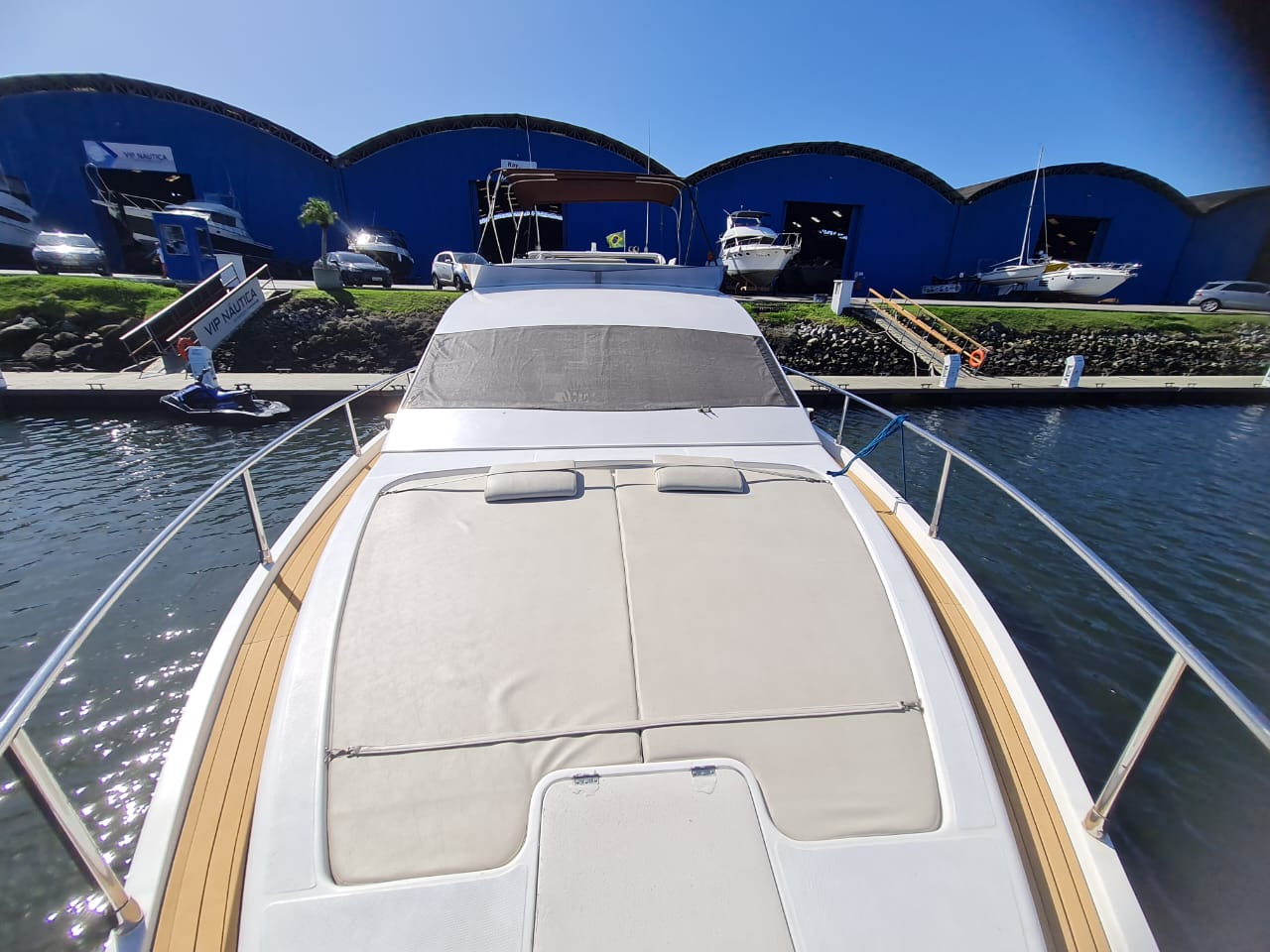 Foto de 44 17p 440Full Revoada